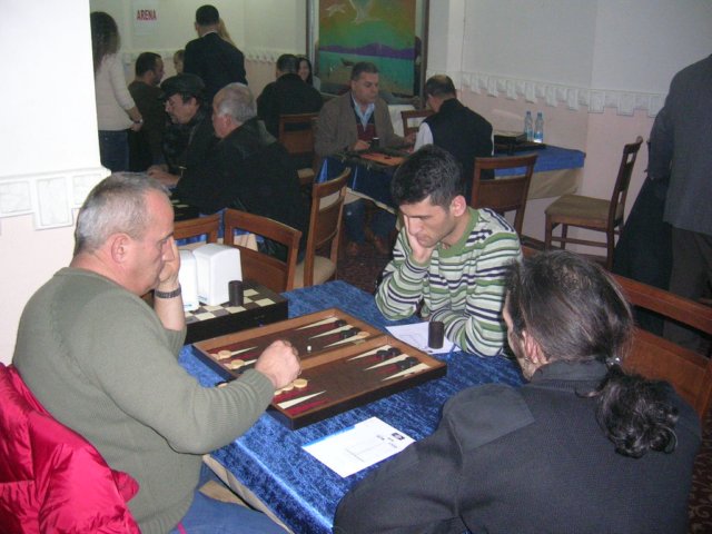 photo100.jpg